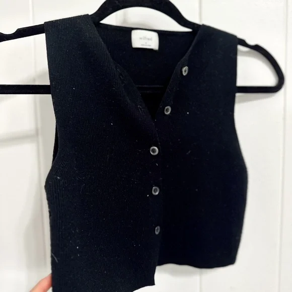 Aritzia Knitted Top - Picture 2 of 3